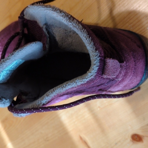 Columbia MINX Nocca Booties - The Ultimate Choice for Sleek and Waterproof Style - Picture 8 of 14